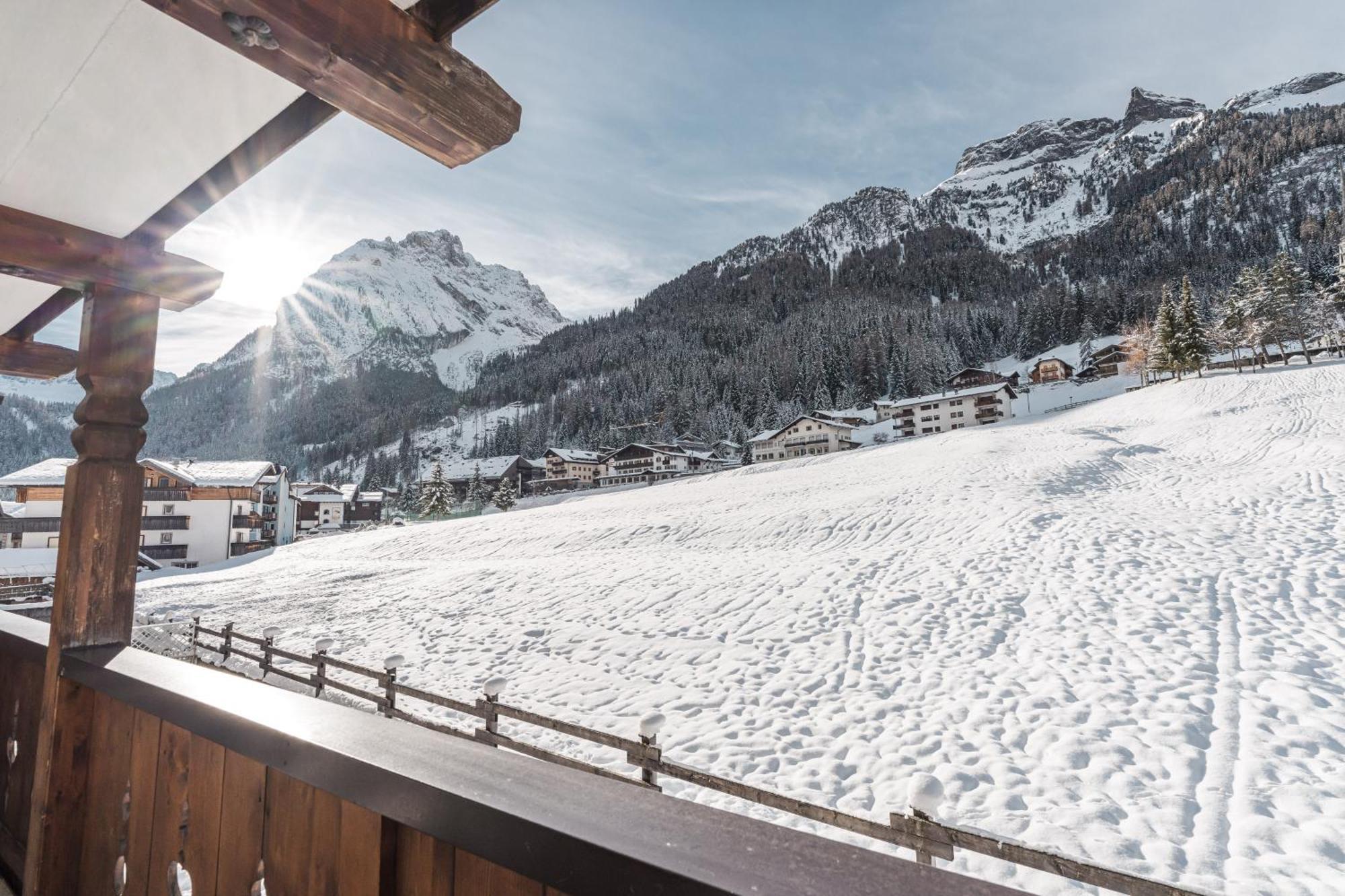 Hotel Sassleng Val Di Fassa Exterior foto